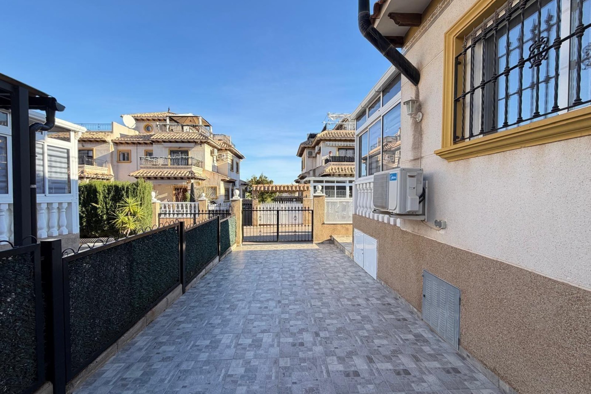 Wiederverkauf - Terrassenhaus - Orihuela Costa - Las Filipinas