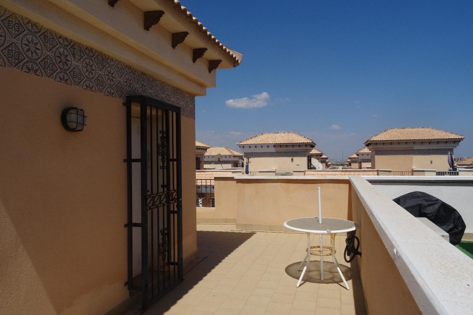 Wiederverkauf - Terrassenhaus - Orihuela Costa - PAU 26