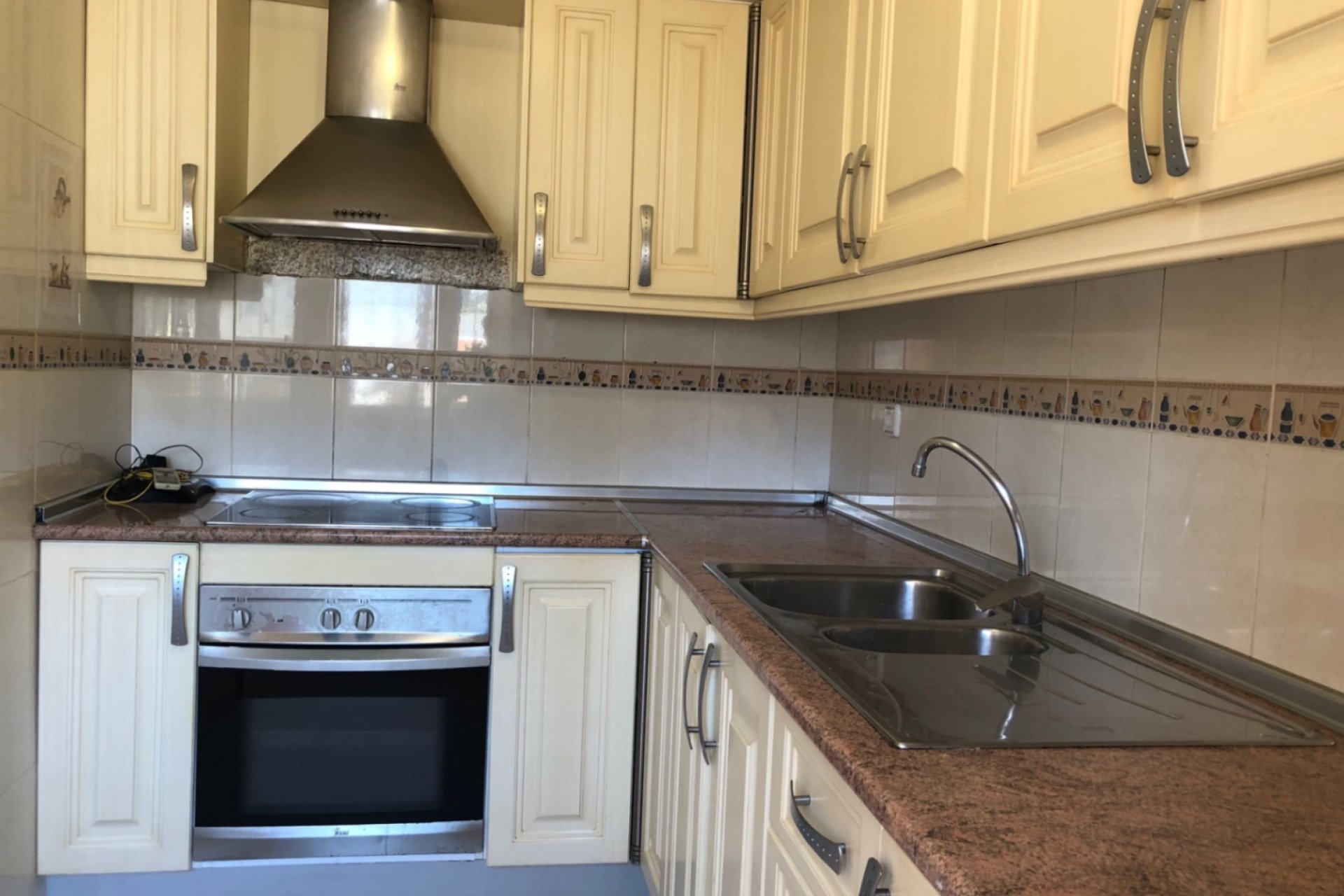 Wiederverkauf - Terrassenhaus - San Miguel de Salinas