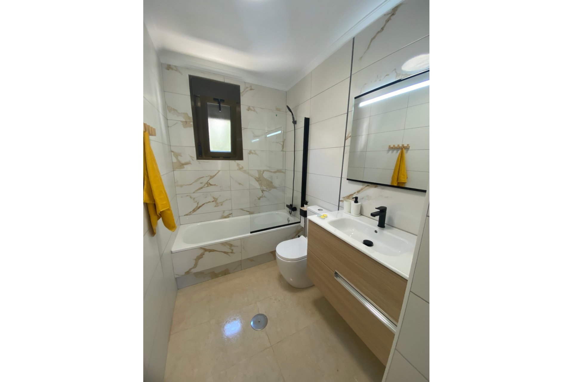 Wiederverkauf - Terrassenhaus - San Miguel de Salinas