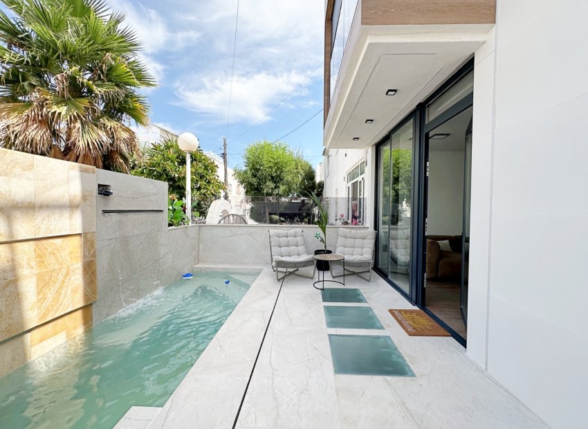 Wiederverkauf - Terrassenhaus - Torrevieja - Torrevieja - Aguas Nuevas