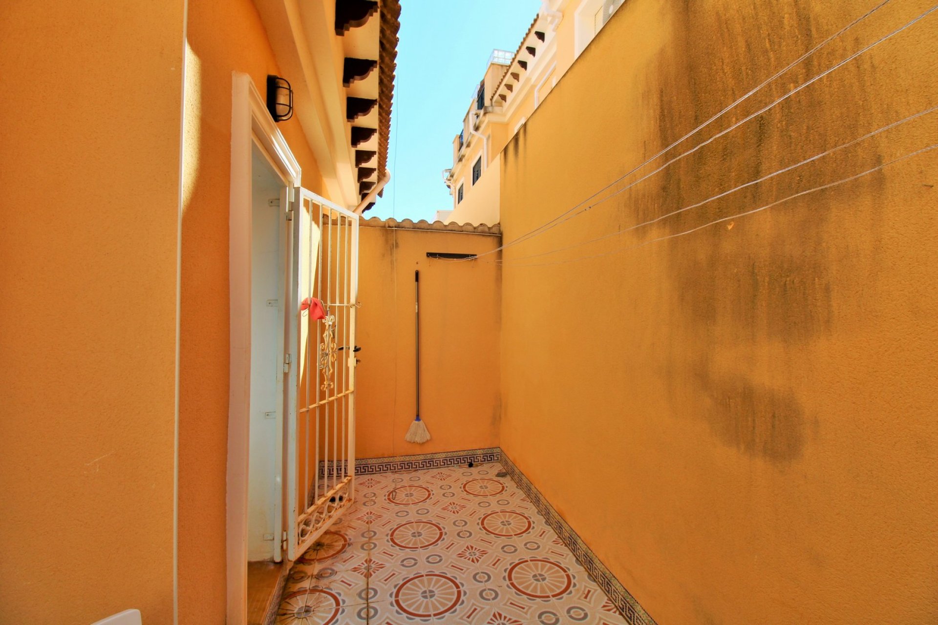 Wiederverkauf - Terrassenhaus - Villamartin - Villamartín