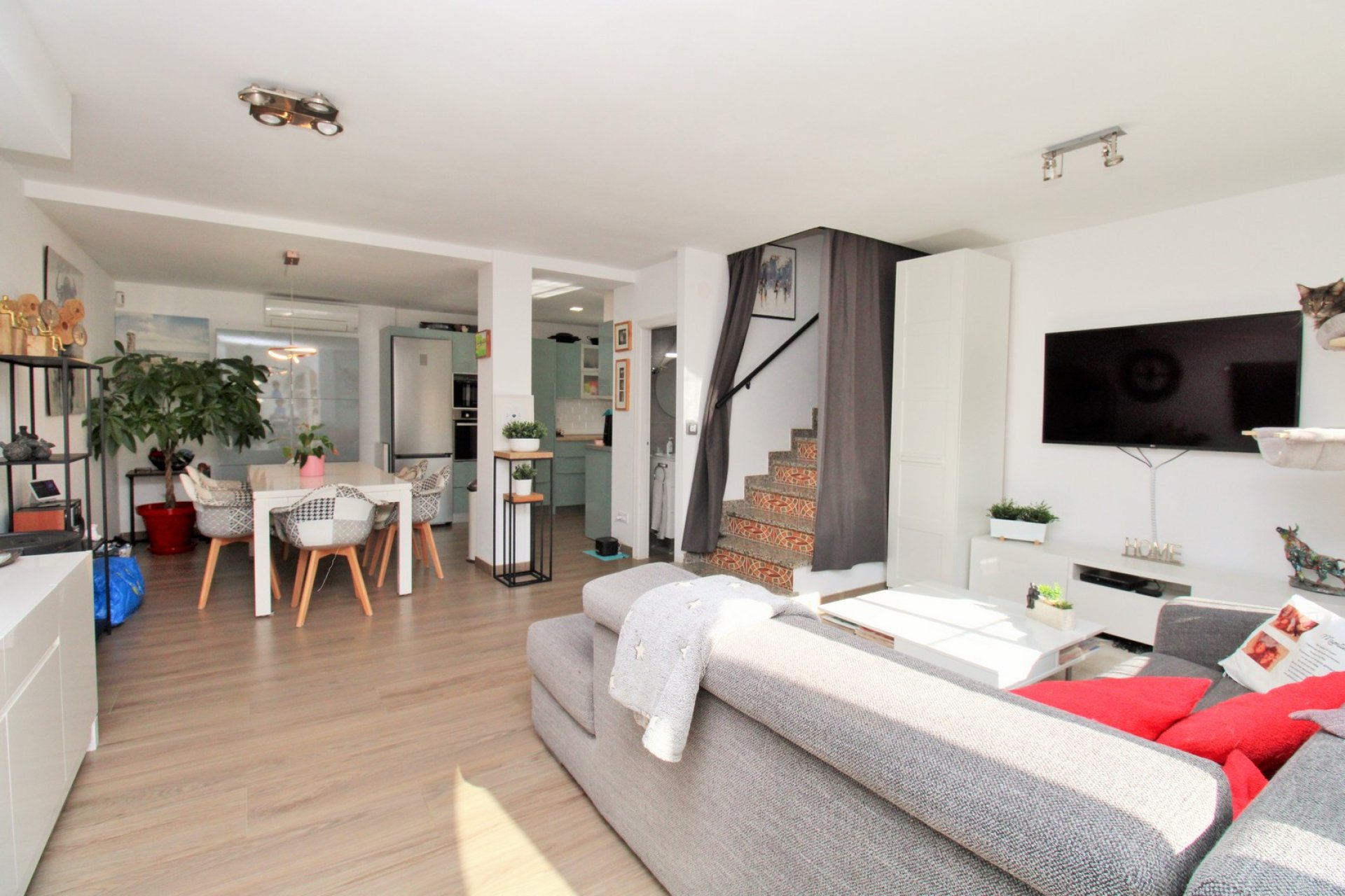 Wiederverkauf - Terrassenhaus - Villamartin - Villamartín