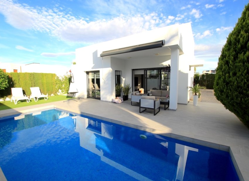 Wiederverkauf - Villa - Benijófar - Benijofar