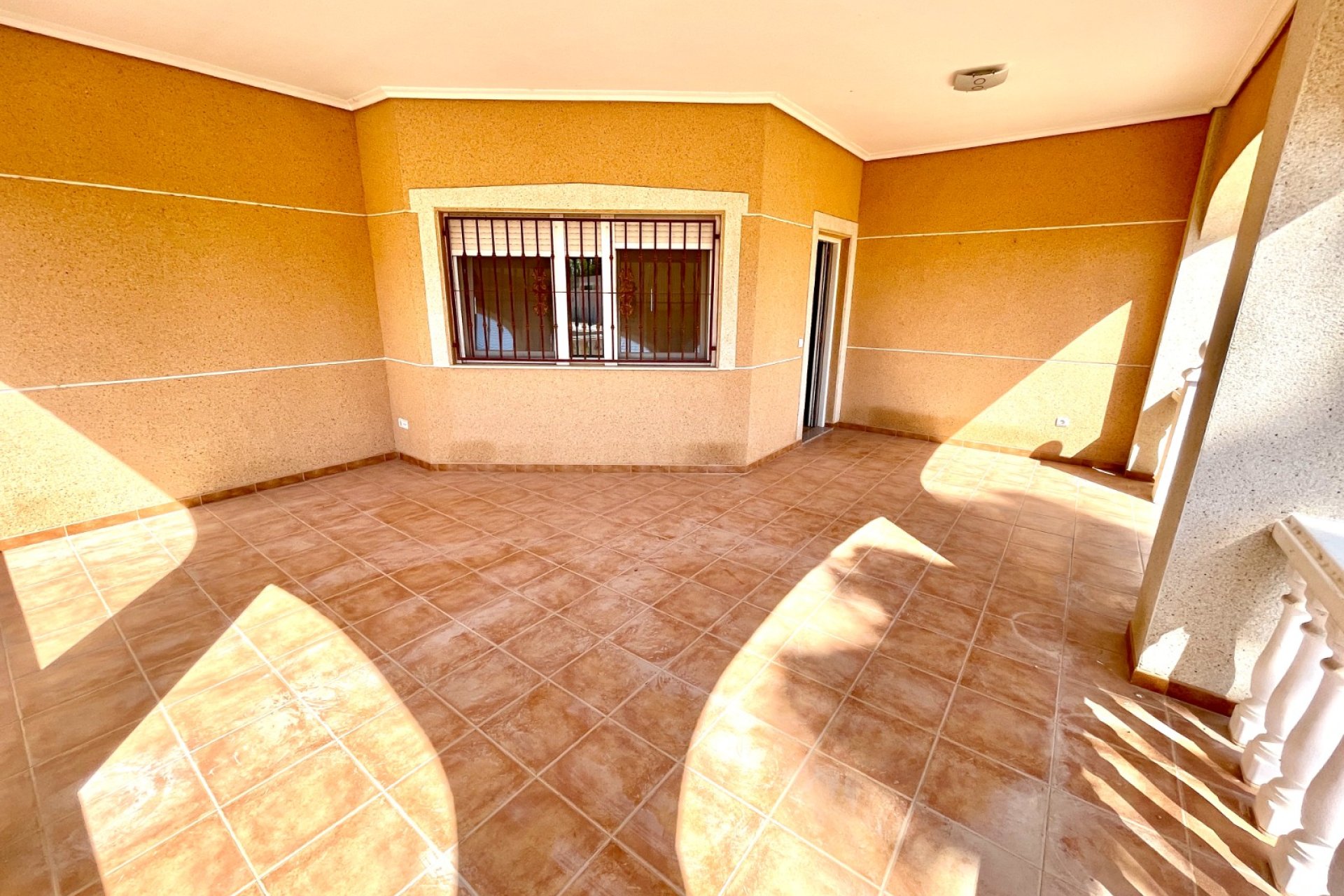 Wiederverkauf - Villa - Catral