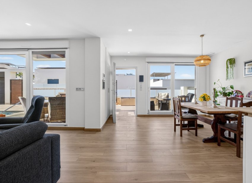 Wiederverkauf - Villa - Ciudad Quesada - Alicante