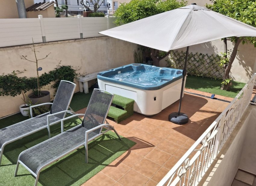 Wiederverkauf - Villa - Ciudad Quesada - Doña Pepa