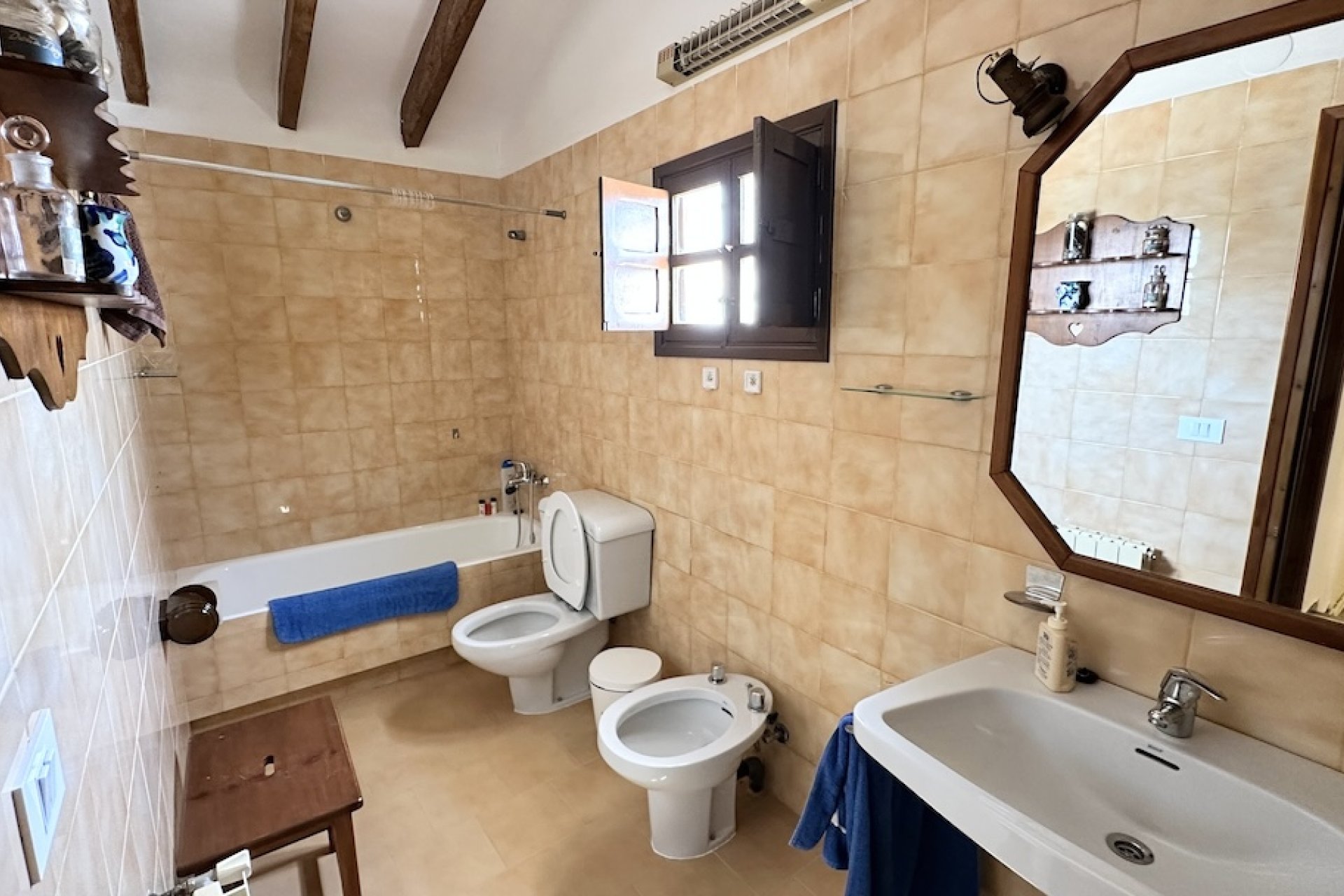 Wiederverkauf - Villa - Hondón de las Nieves