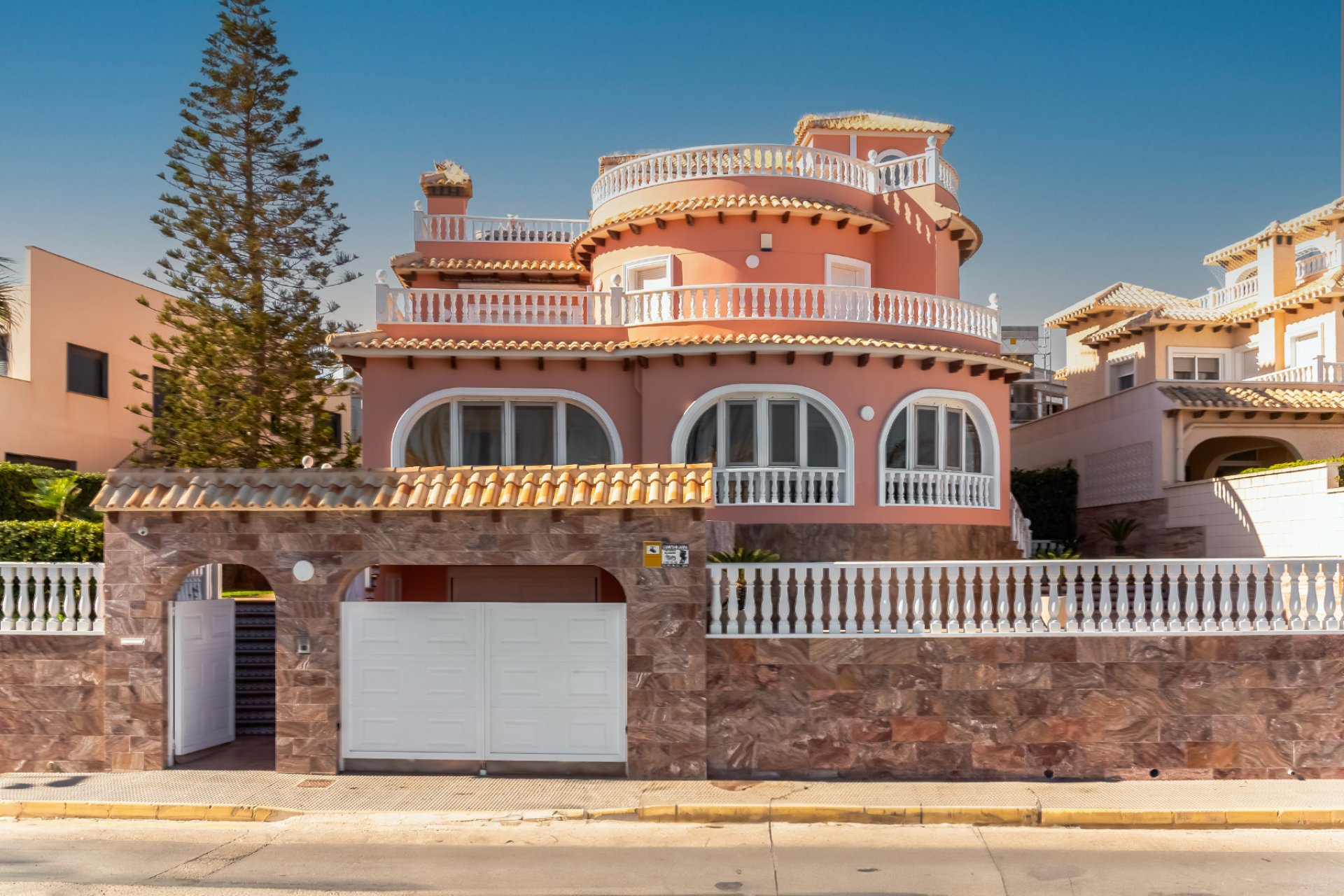 Wiederverkauf - Villa - La Zenia - Beachside