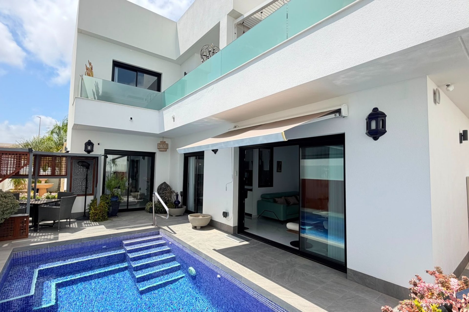 Wiederverkauf - Villa - Los Montesinos - La Herrada