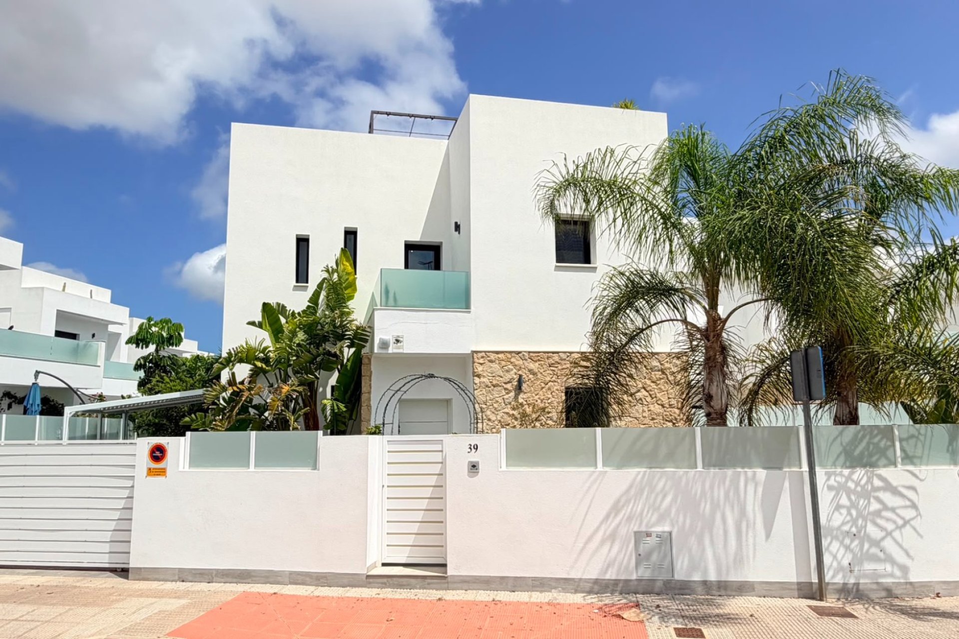 Wiederverkauf - Villa - Los Montesinos - La Herrada