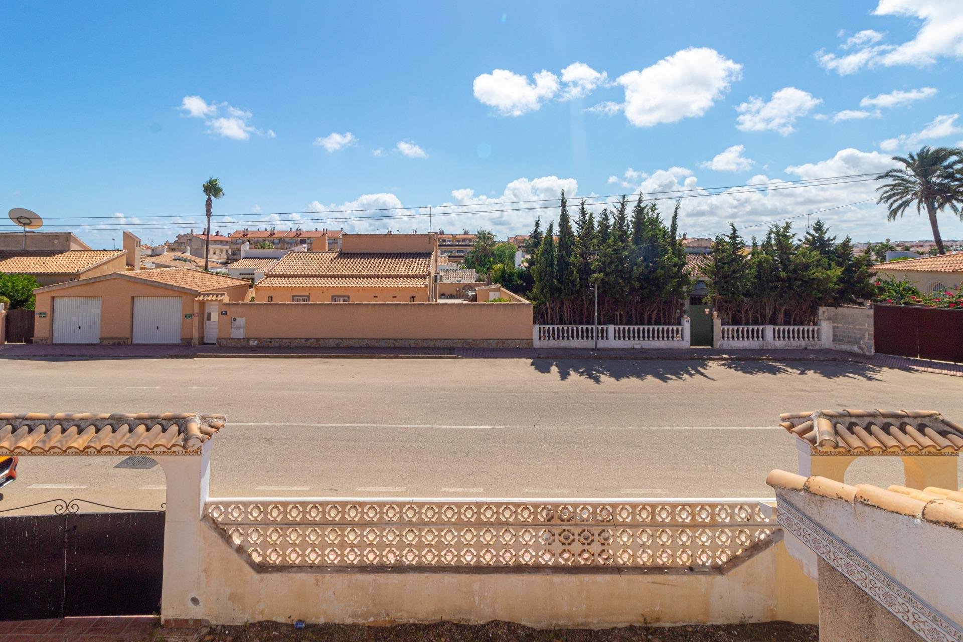 Wiederverkauf - Villa - Orihuela Costa - La Florida