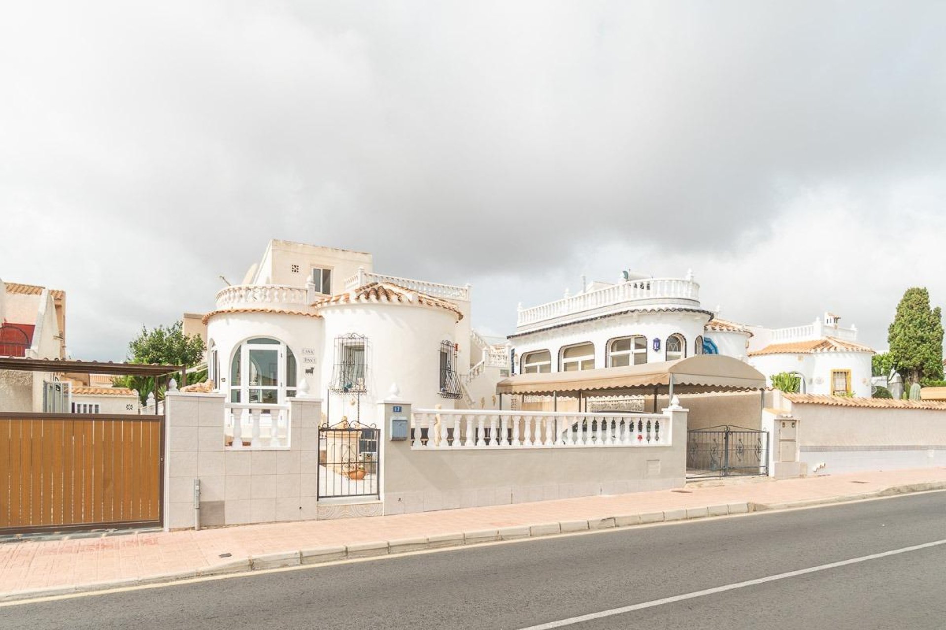 Wiederverkauf - Villa - Orihuela Costa - La Florida