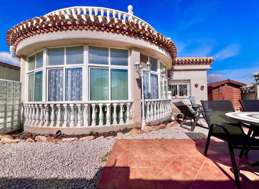Wiederverkauf - Villa - Orihuela Costa - La Zenia