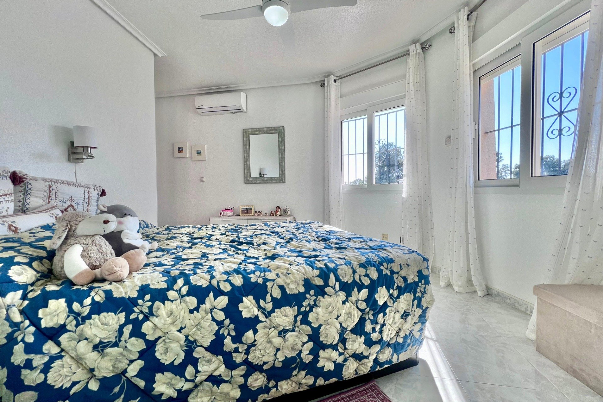 Wiederverkauf - Villa - Orihuela Costa - La Zenia