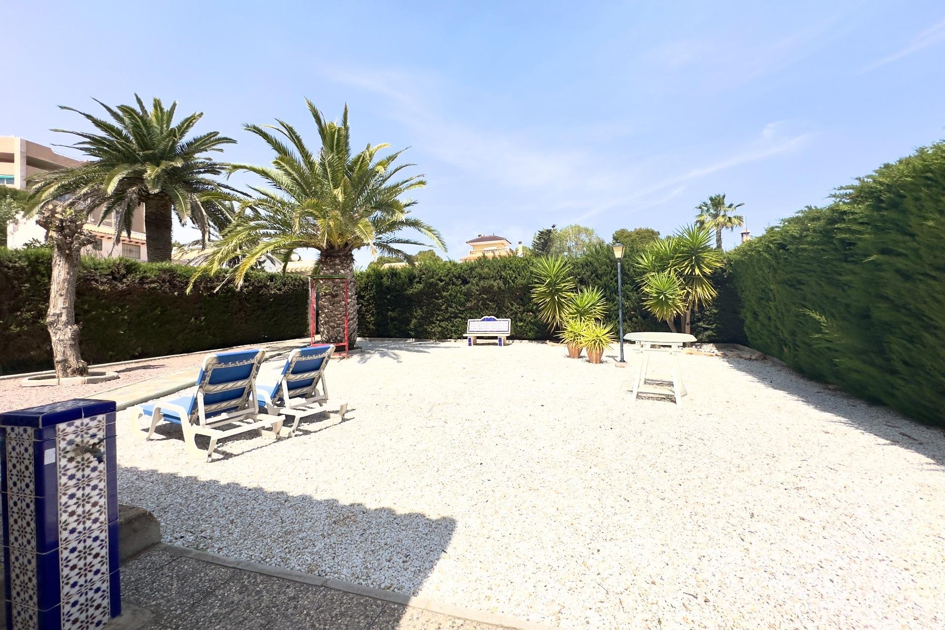Wiederverkauf - Villa - Orihuela Costa - La Zenia