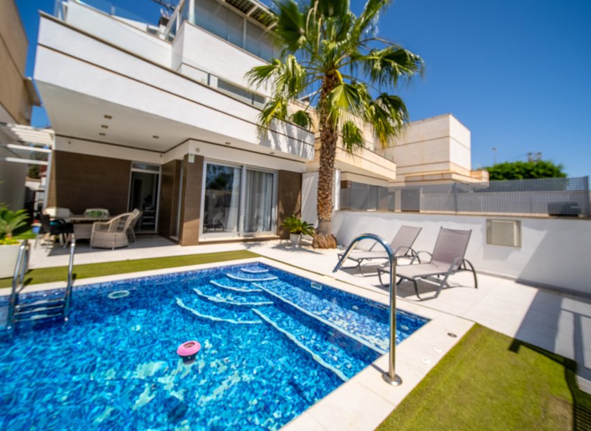 Wiederverkauf - Villa - Orihuela Costa - Lomas de Cabo Roig