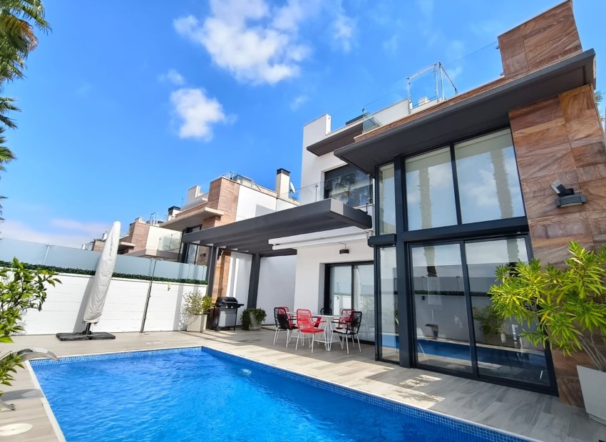 Wiederverkauf - Villa - Orihuela Costa - Lomas de Cabo Roig