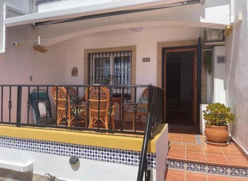 Wiederverkauf - Villa - Orihuela Costa - Lomas de Cabo Roig
