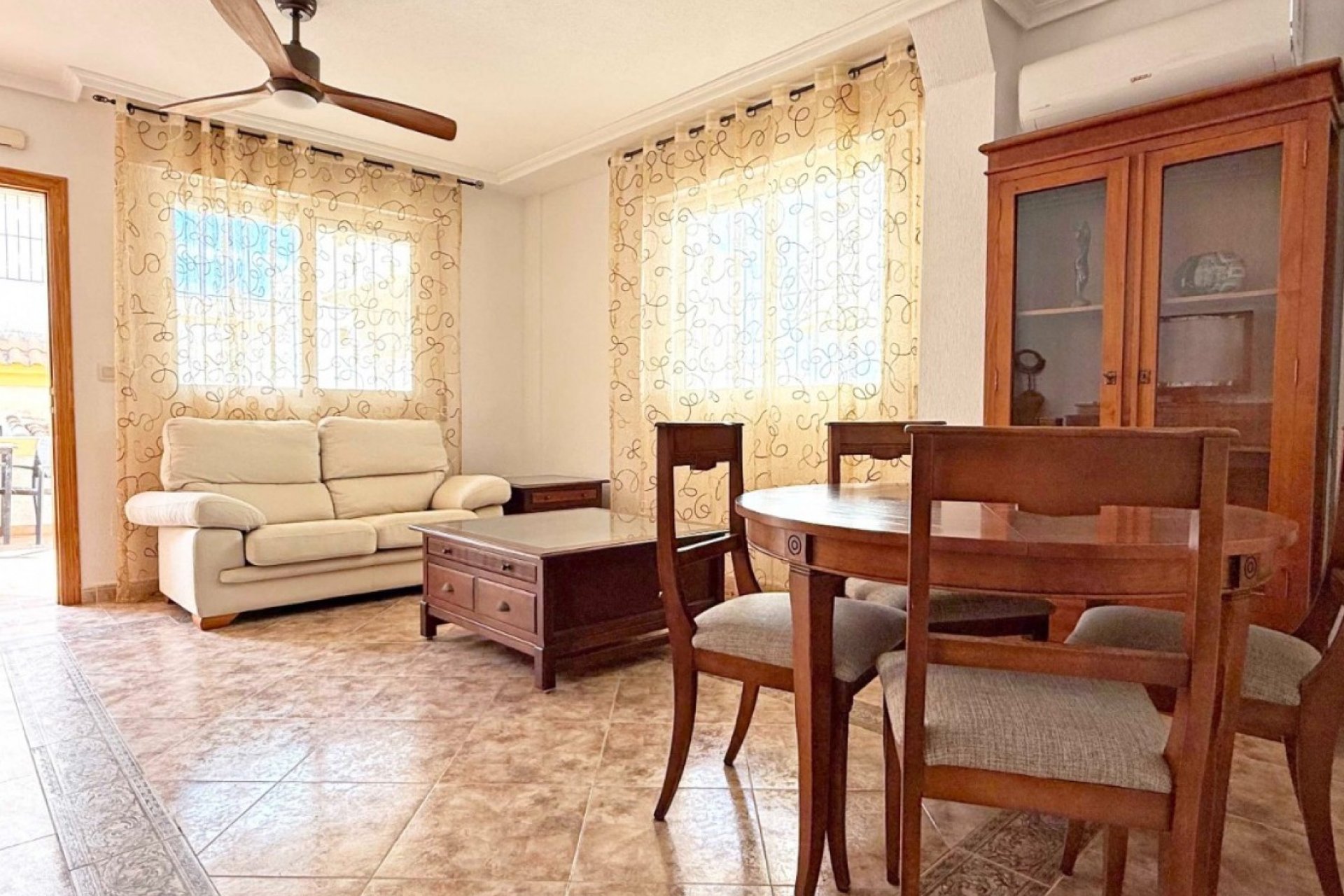 Wiederverkauf - Villa - Orihuela Costa - Los Altos