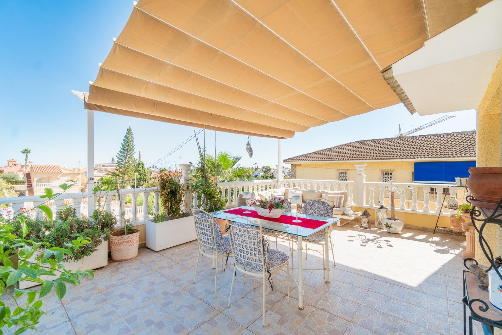 Wiederverkauf - Villa - Orihuela Costa - Los Balcones