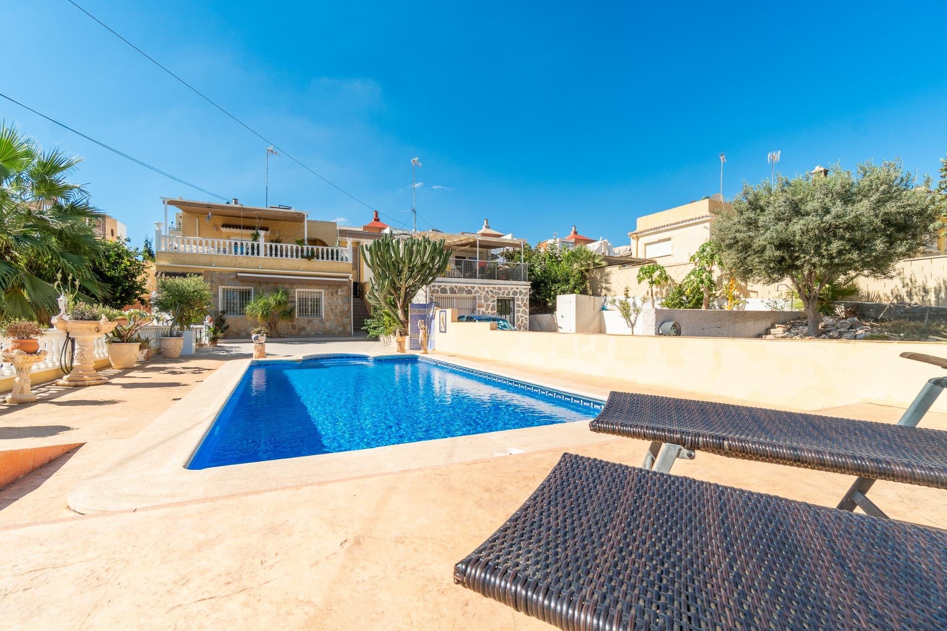 Wiederverkauf - Villa - Orihuela Costa - Los Balcones