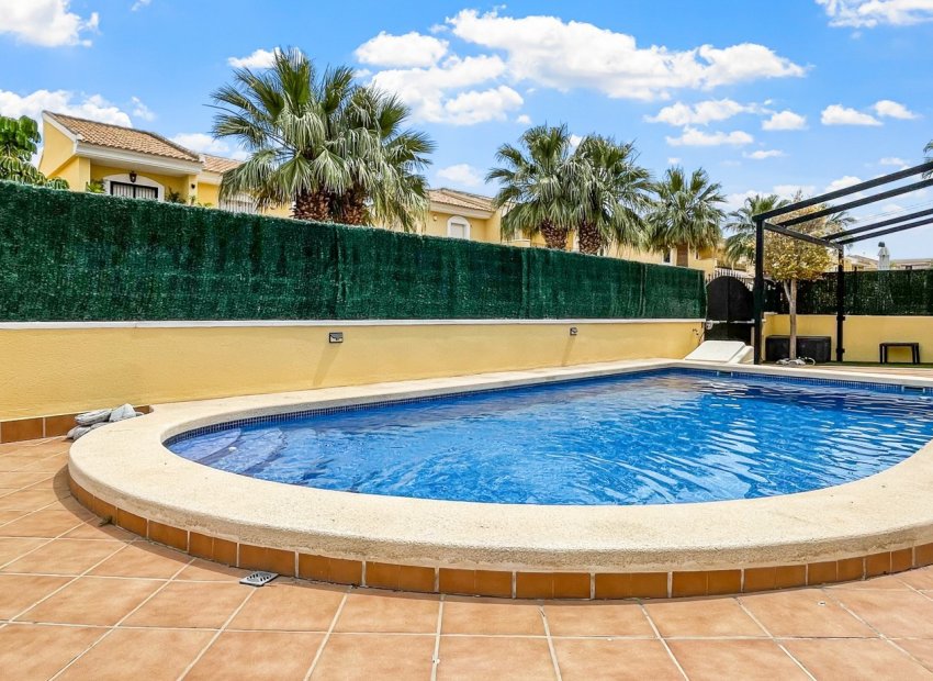 Wiederverkauf - Villa - Orihuela Costa - Los Dolses