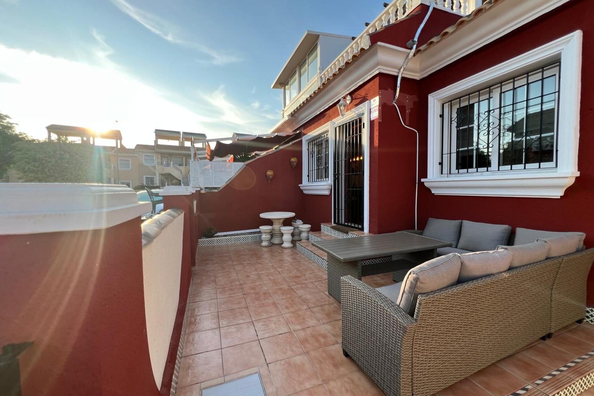 Wiederverkauf - Villa - Orihuela Costa - PAU 26