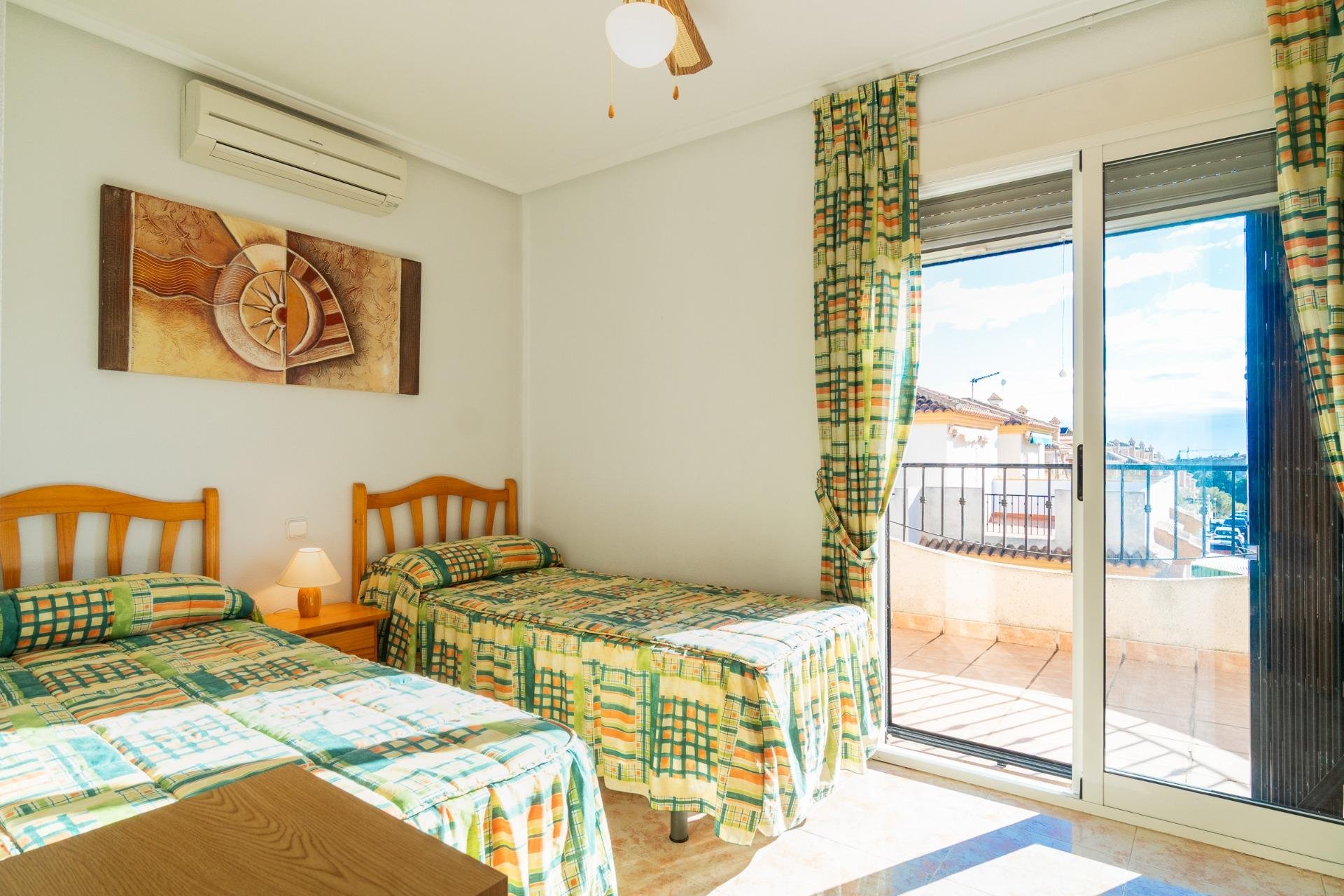 Wiederverkauf - Villa - Orihuela Costa - Playa Flamenca