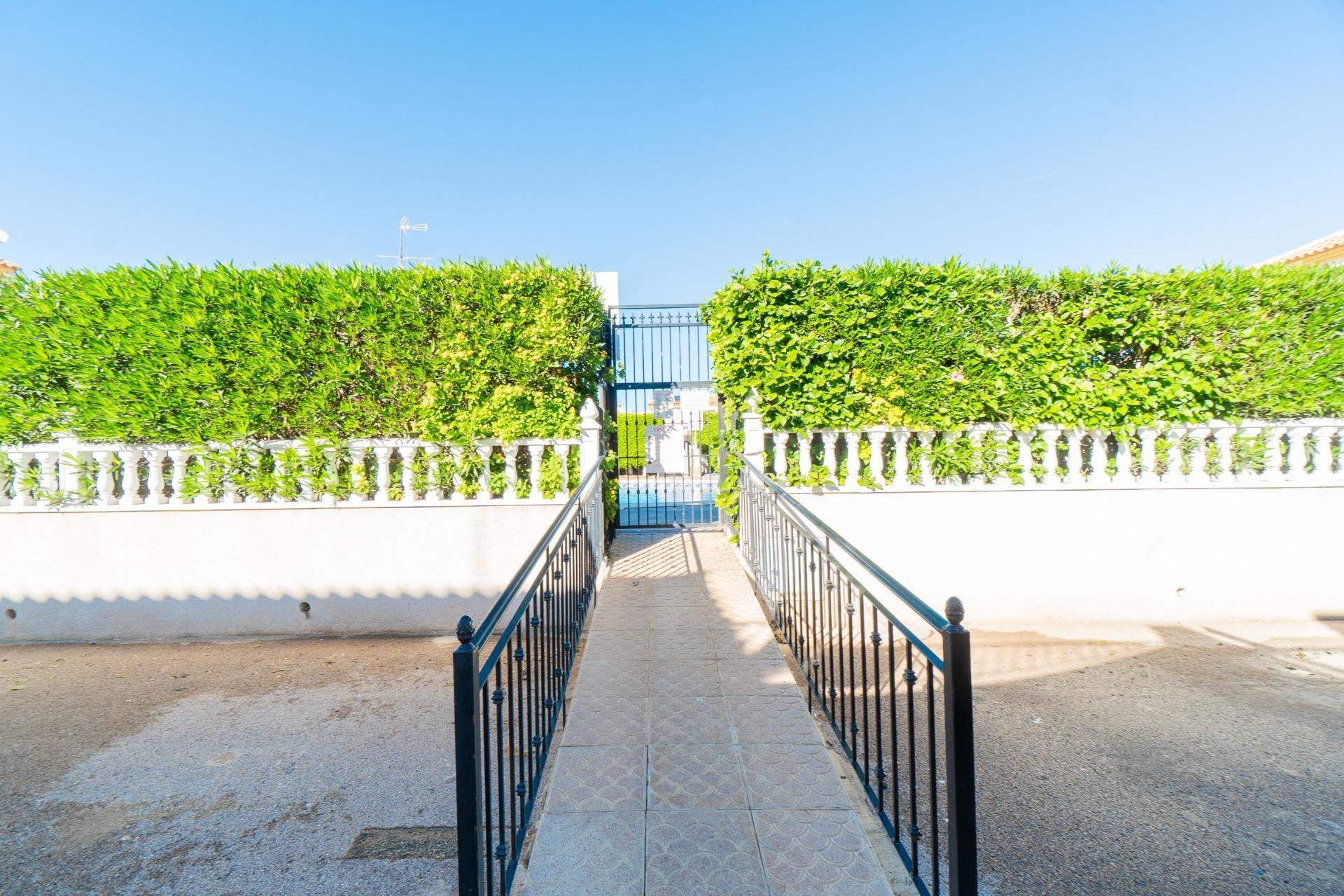 Wiederverkauf - Villa - Orihuela Costa - Playa Flamenca