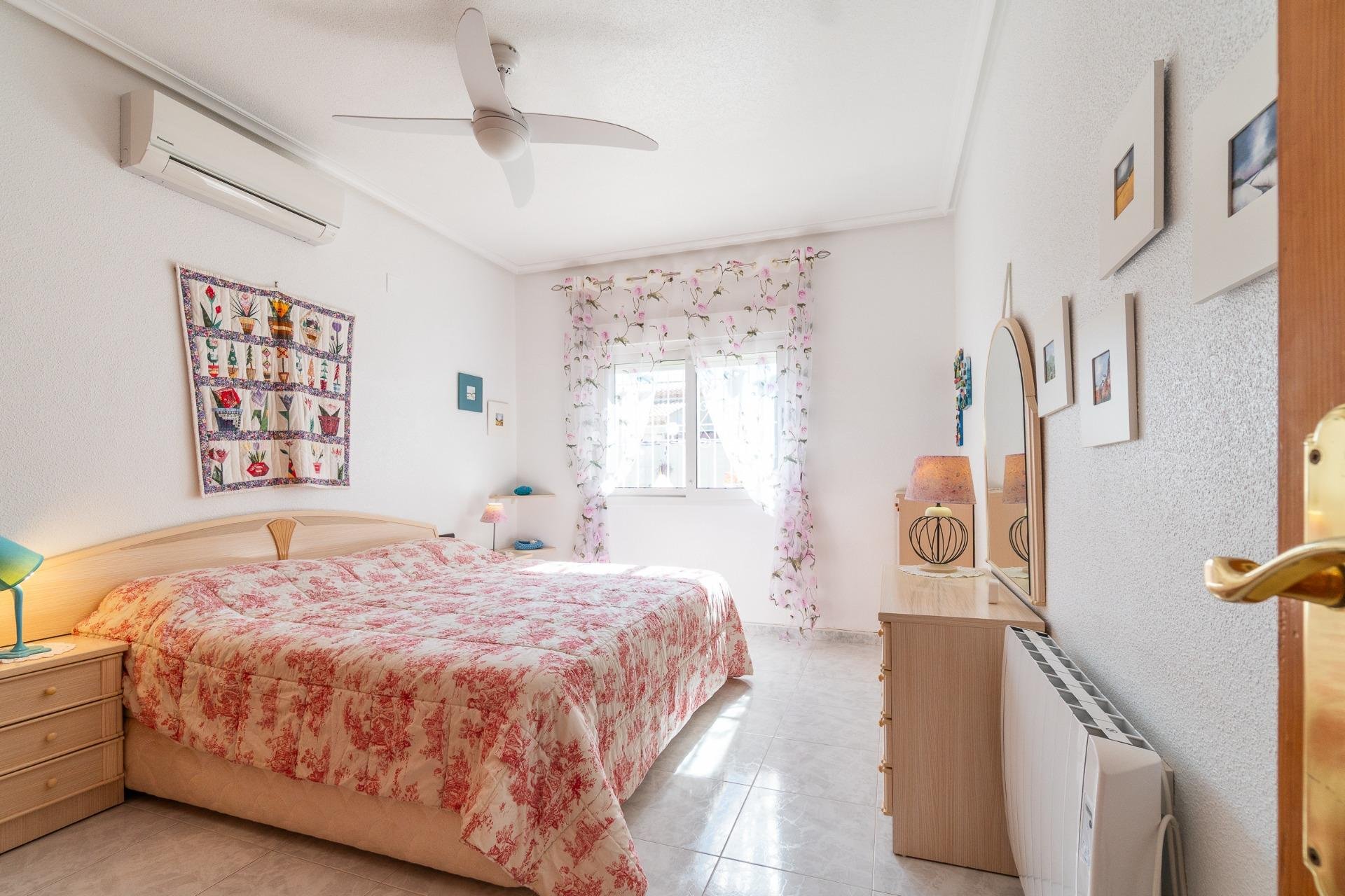 Wiederverkauf - Villa - Orihuela Costa - Playa Flamenca