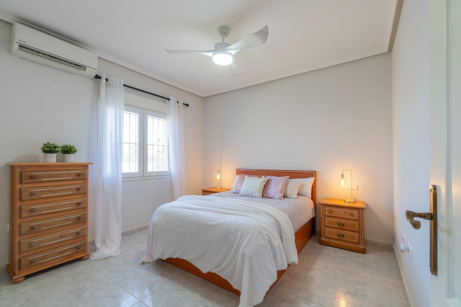Wiederverkauf - Villa - Orihuela Costa - Playa Flamenca