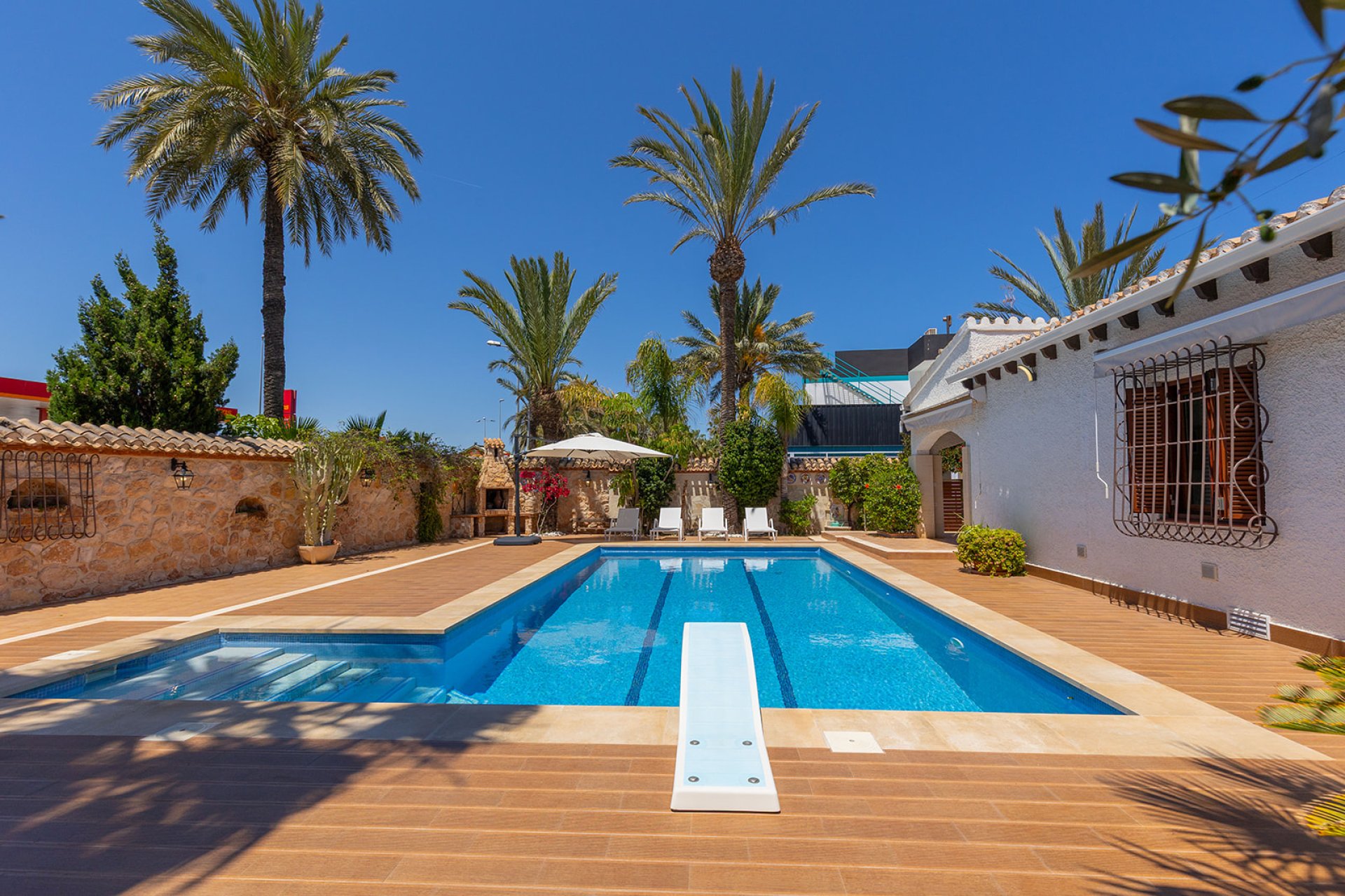 Wiederverkauf - Villa - Orihuela Costa - Punta Prima