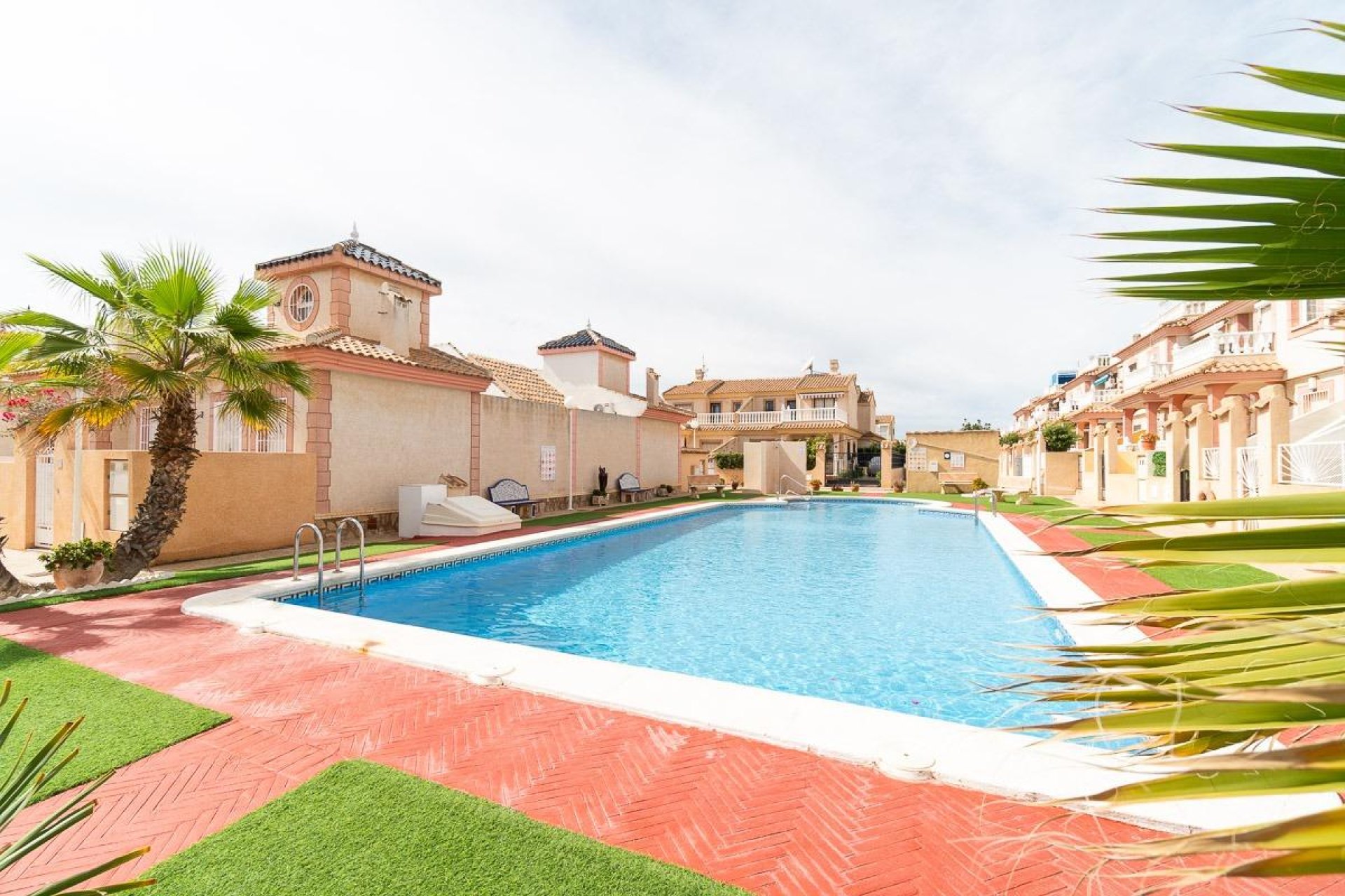 Wiederverkauf - Villa - Orihuela Costa - Punta Prima
