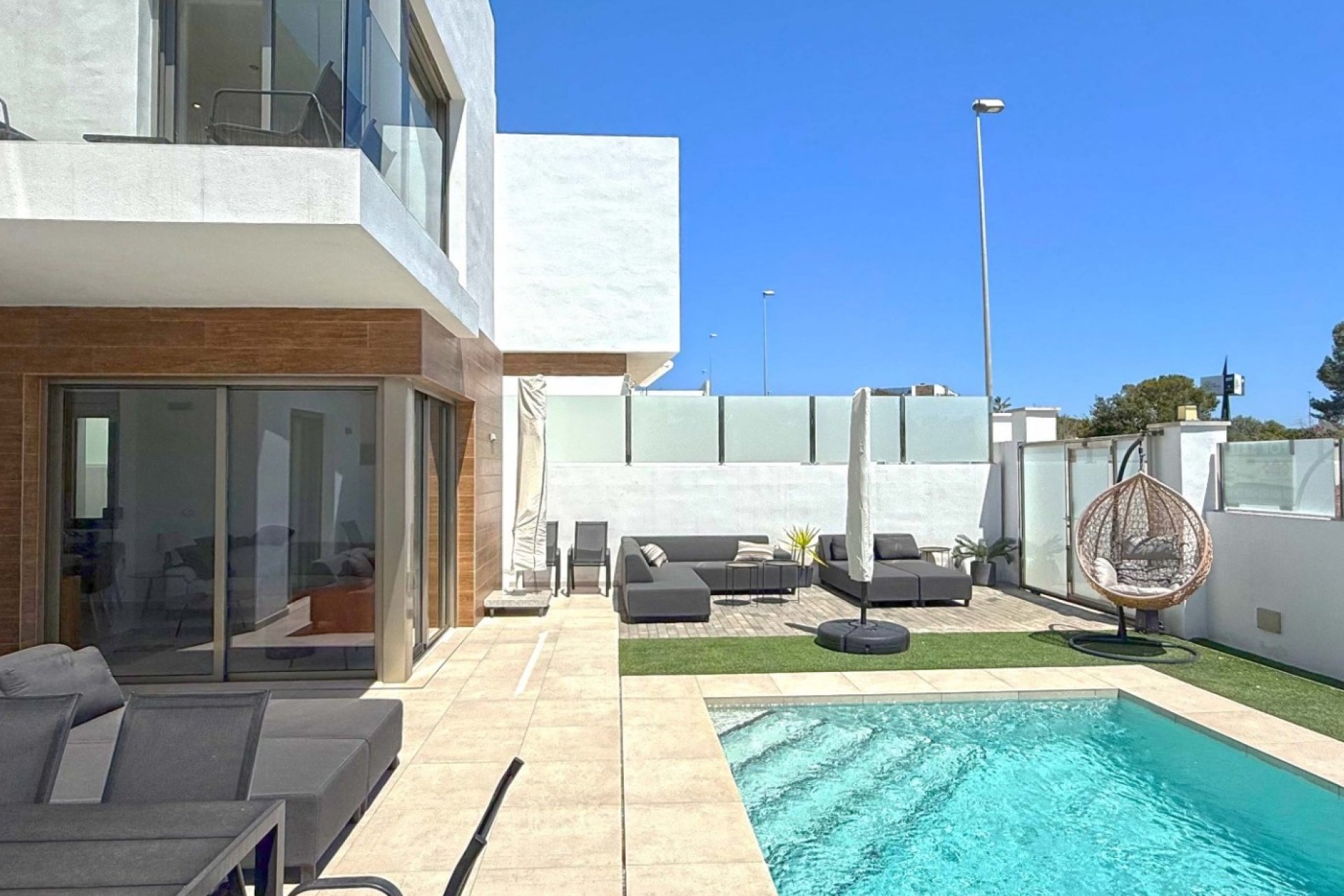 Wiederverkauf - Villa - Orihuela Costa - Villamartín