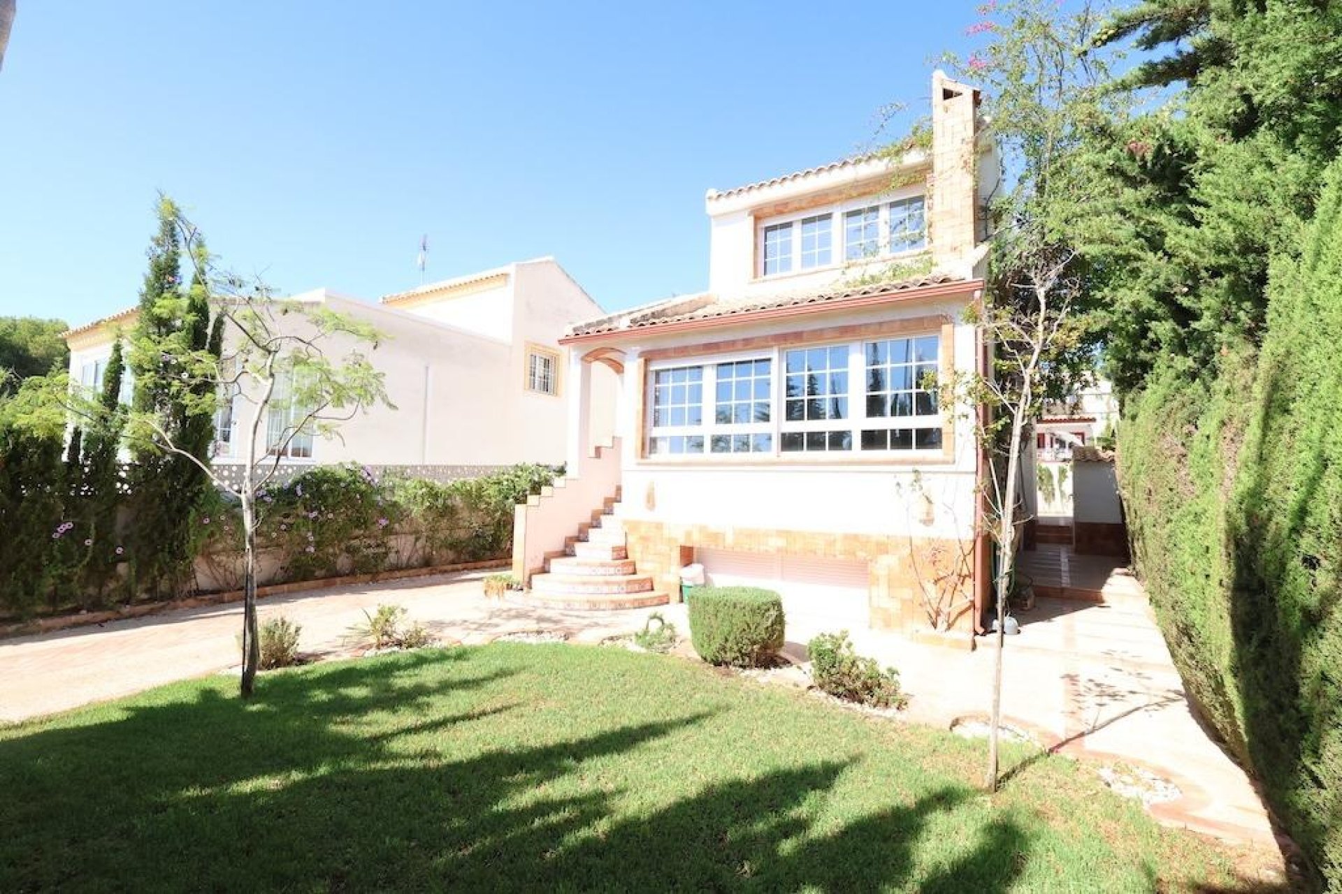 Wiederverkauf - Villa - Orihuela Costa - Villamartín