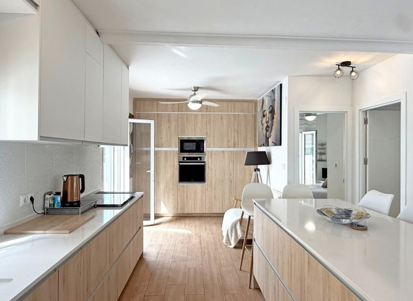 Wiederverkauf - Villa - Orihuela Costa - Villamartín