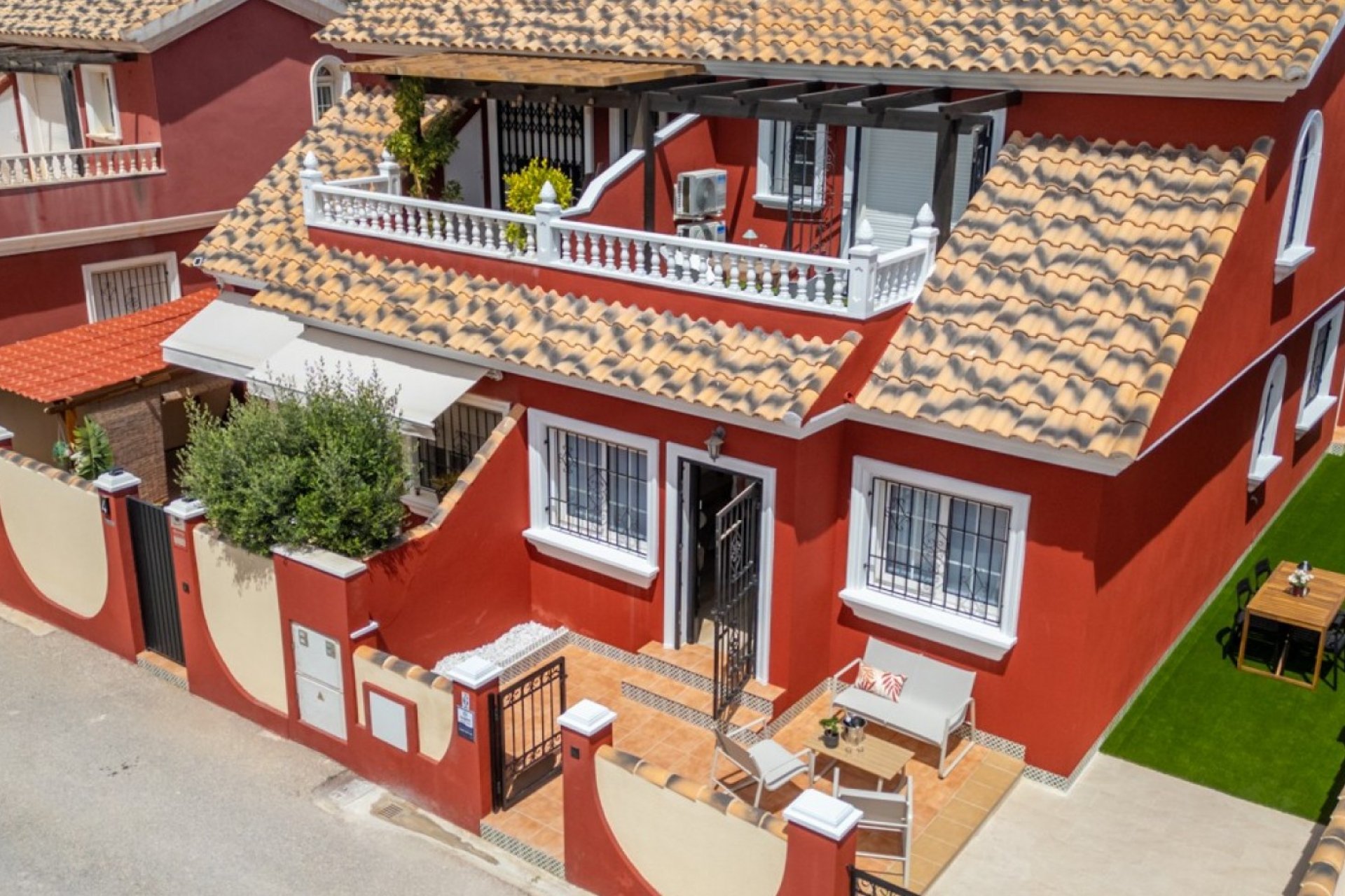 Wiederverkauf - Villa - Orihuela Costa - Villamartín