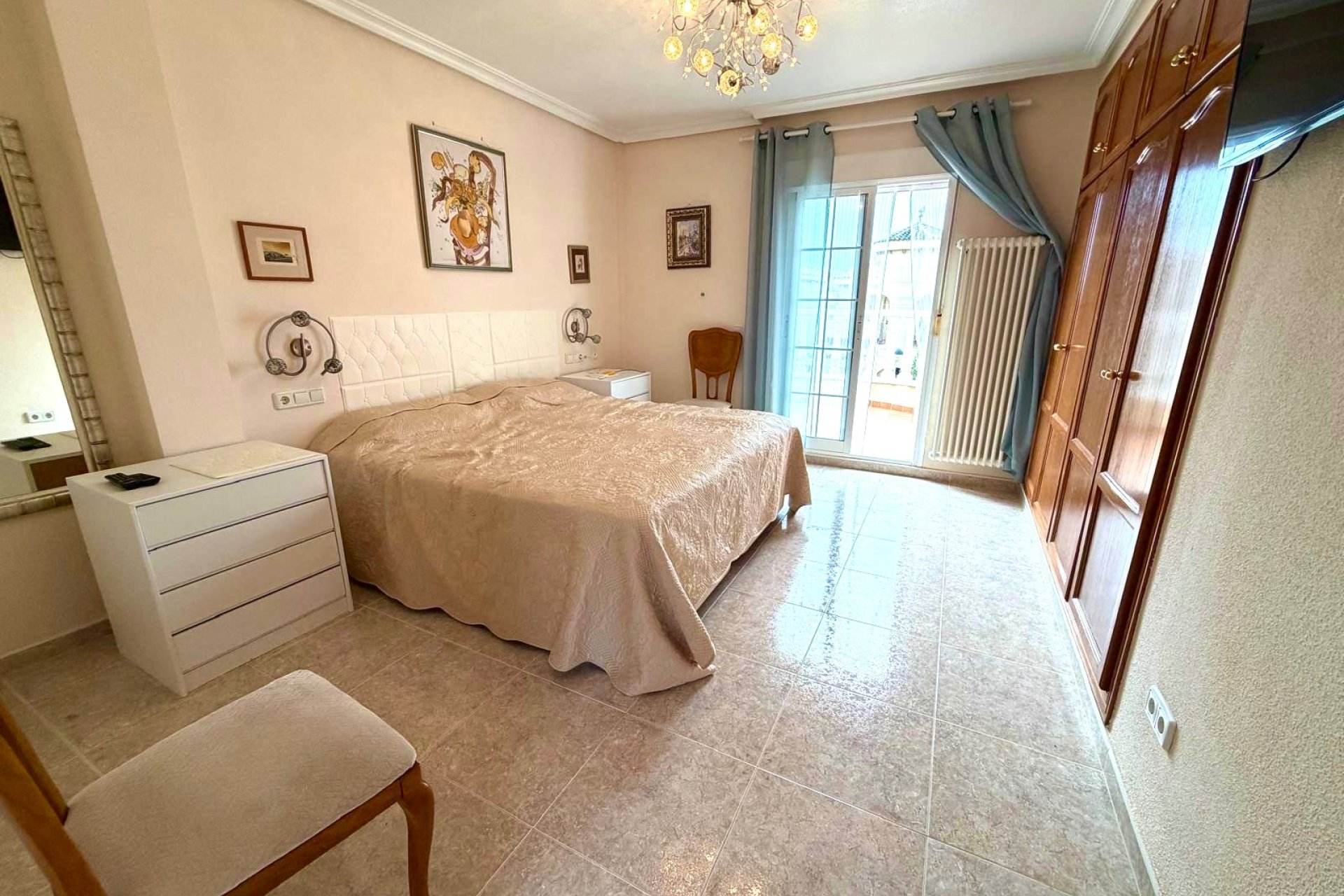 Wiederverkauf - Villa - Orihuela Costa - Villamartín