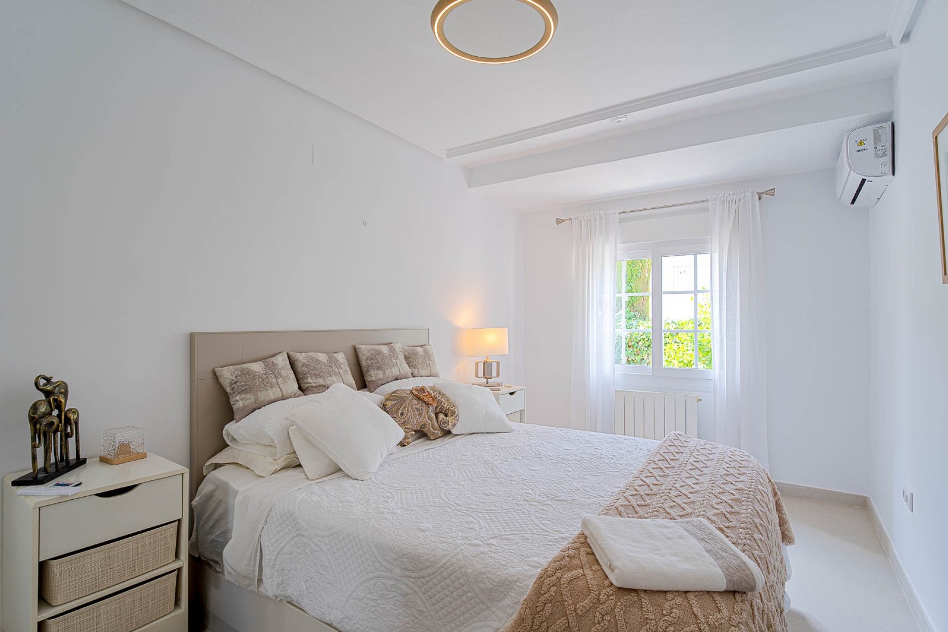 Wiederverkauf - Villa - Orihuela Costa - Villamartin