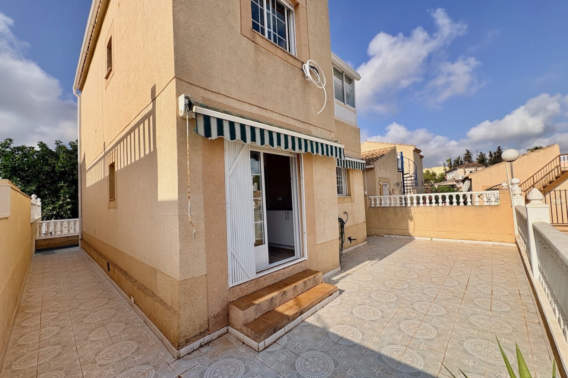 Wiederverkauf - Villa - Orihuela - Los Balcones