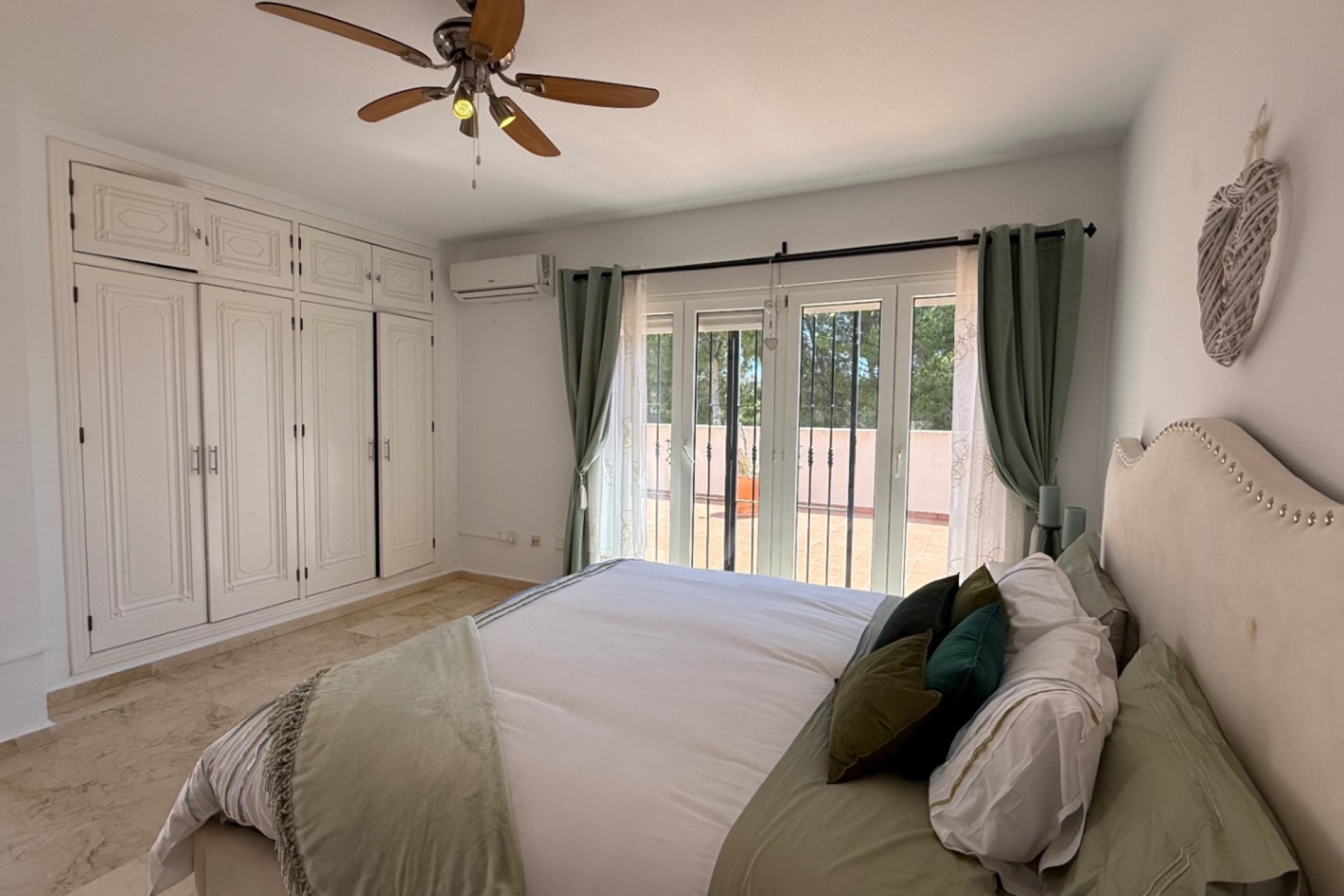 Wiederverkauf - Villa - Orihuela