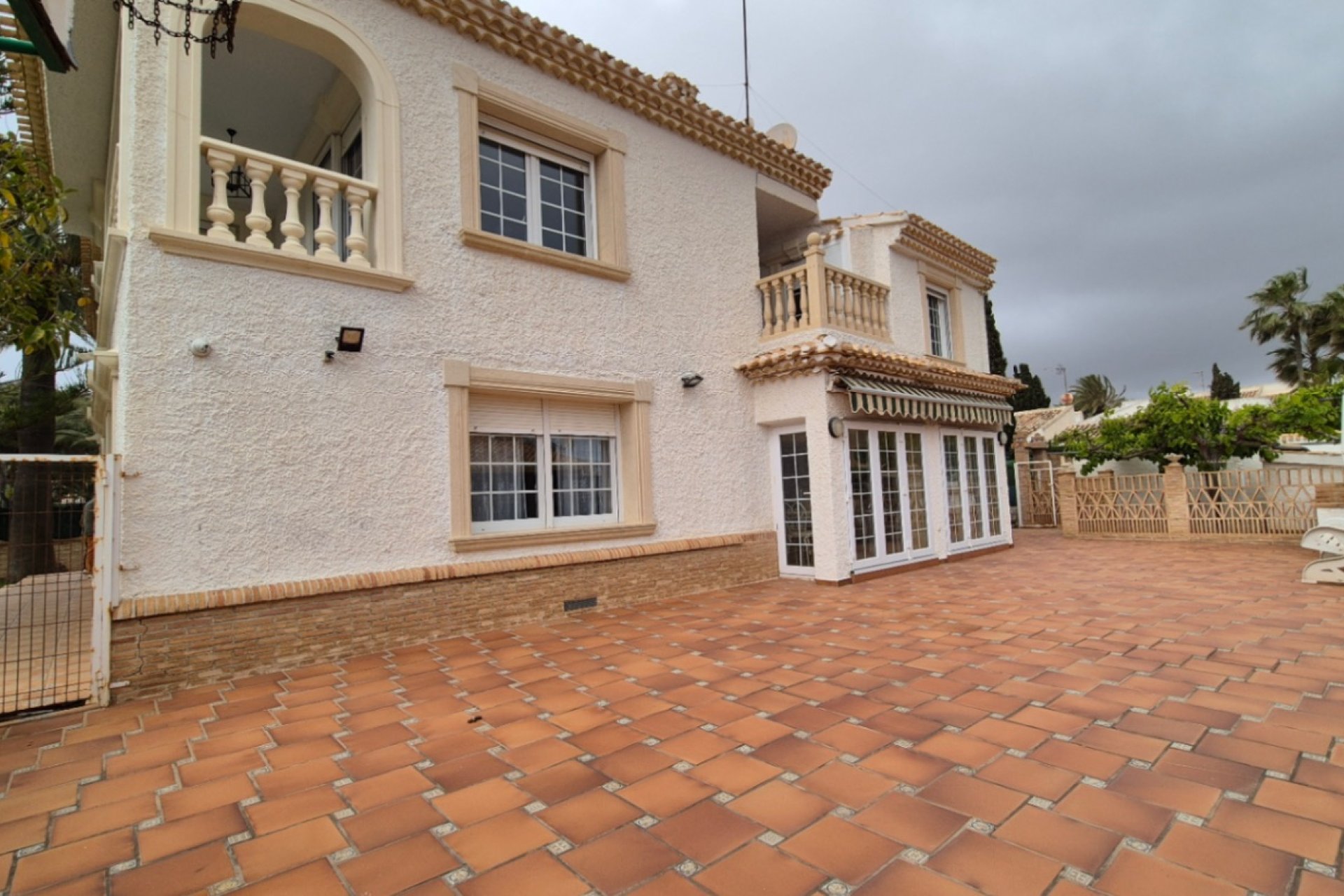 Wiederverkauf - Villa - Orihuela