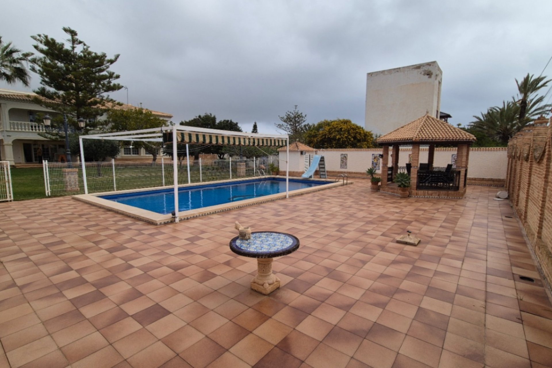 Wiederverkauf - Villa - Orihuela