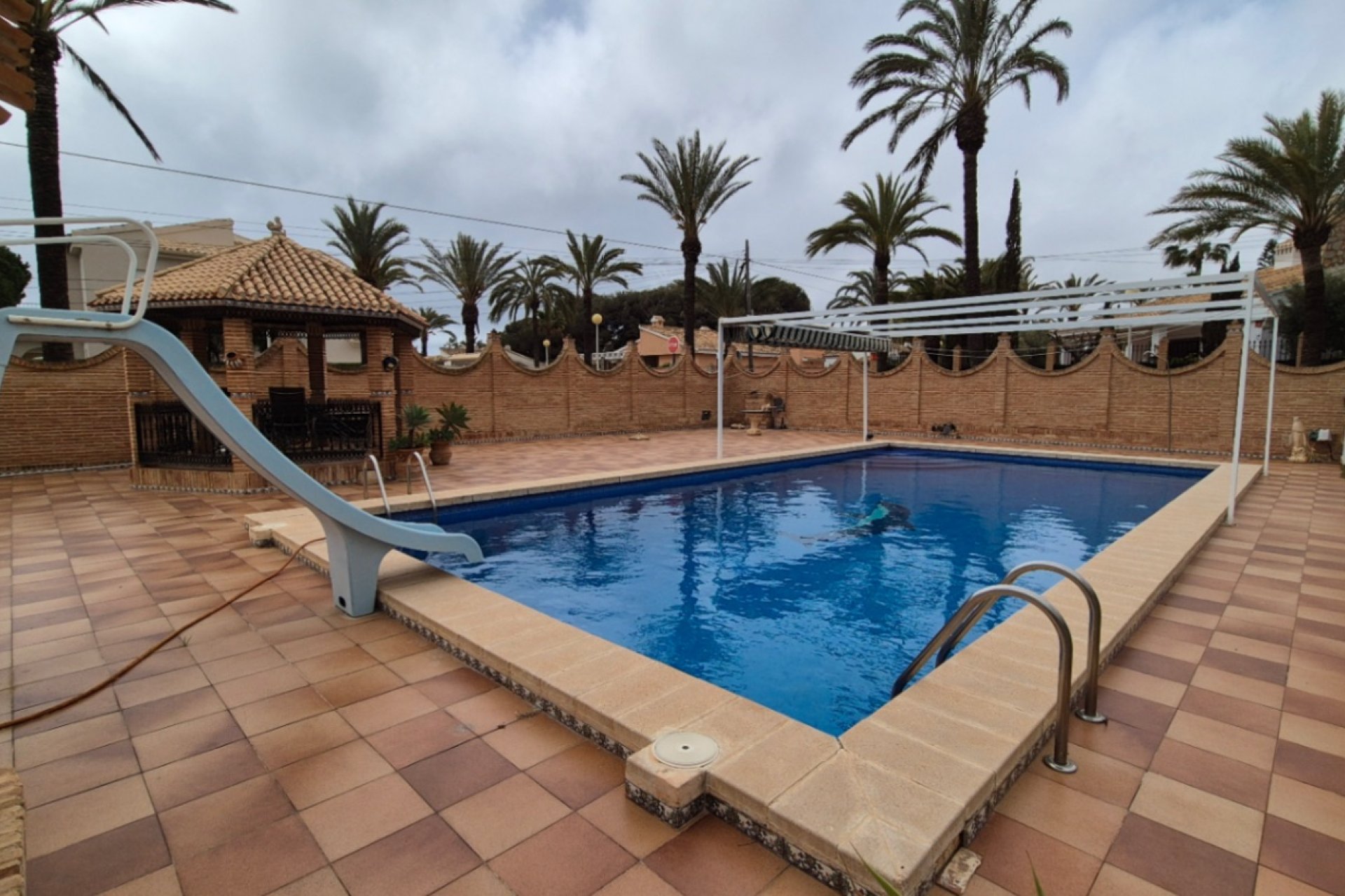 Wiederverkauf - Villa - Orihuela