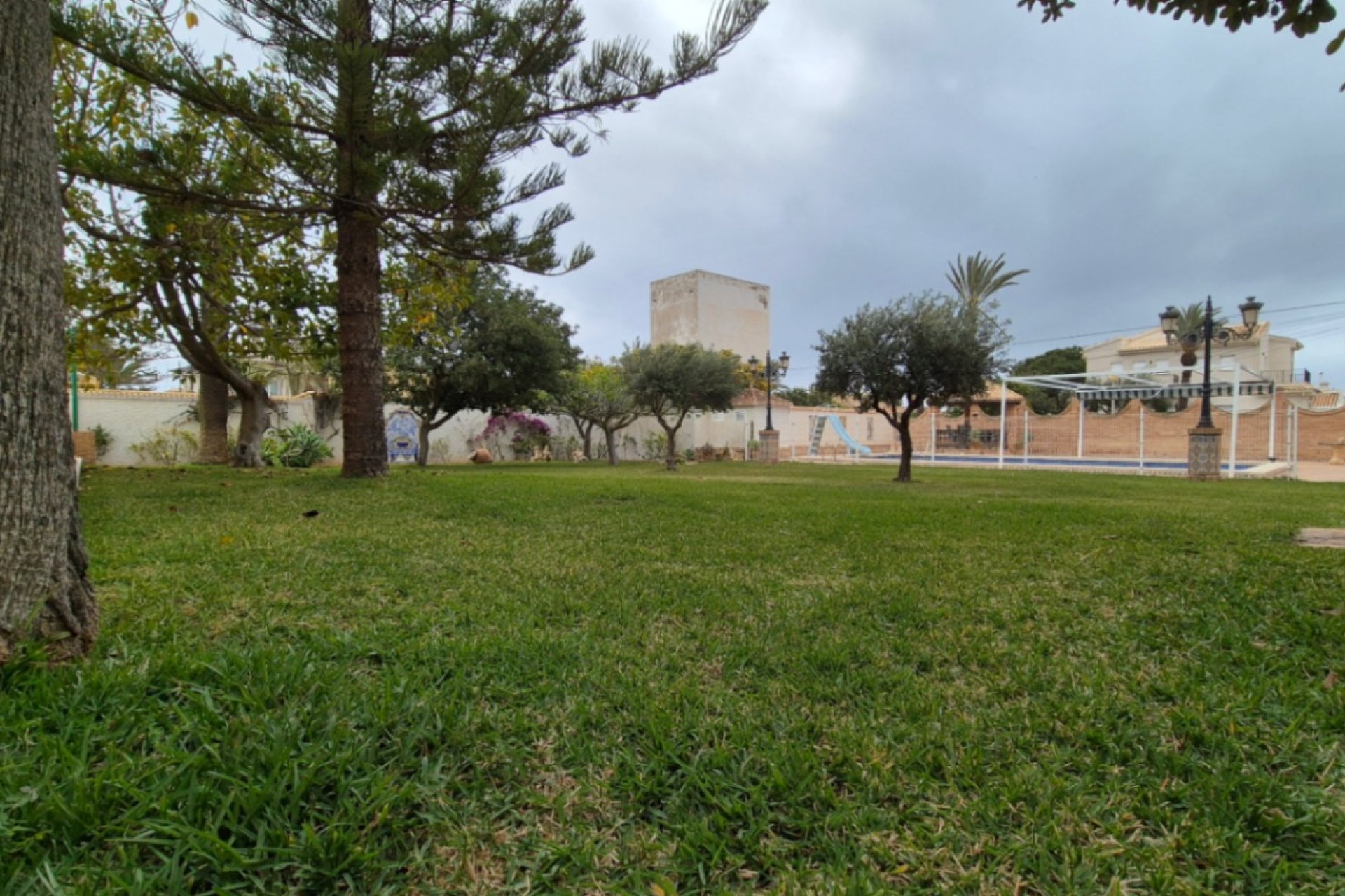 Wiederverkauf - Villa - Orihuela