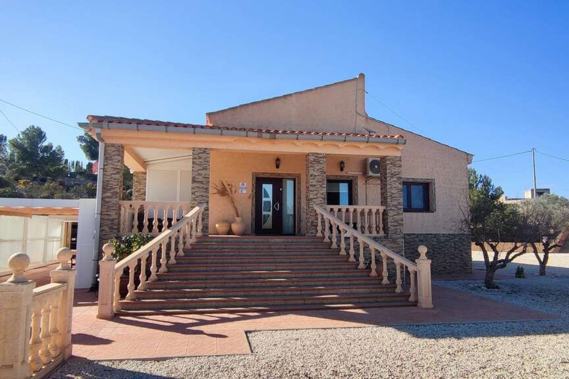 Wiederverkauf - Villa - Pinoso