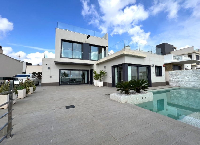 Wiederverkauf - Villa - San Miguel de Salinas