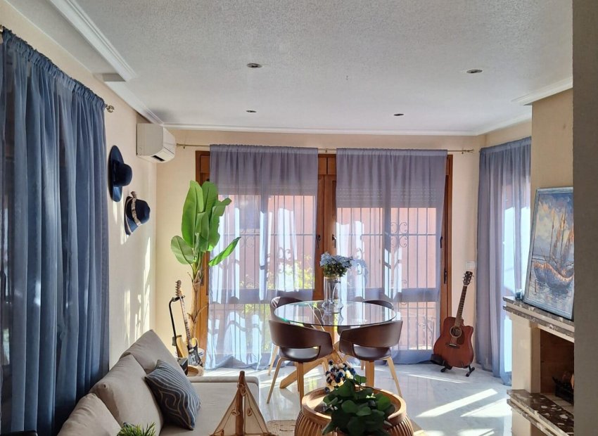 Wiederverkauf - Villa - San Miguel de Salinas