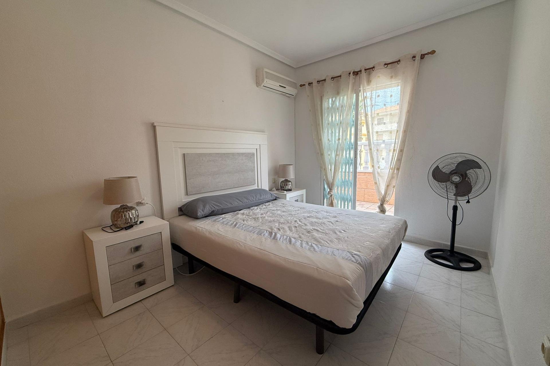 Wiederverkauf - Villa - Torrevieja - Acequion